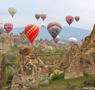 Turkey Cappadocia Balloons fly in the sky, Okeanos Travel